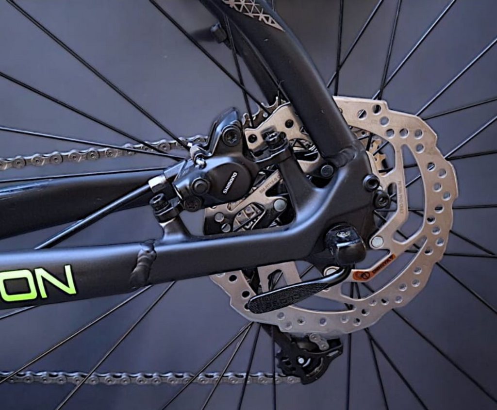 Bicicleta MTB 29" Aluminio Shimano 3x9 THOMPSON SUNNY