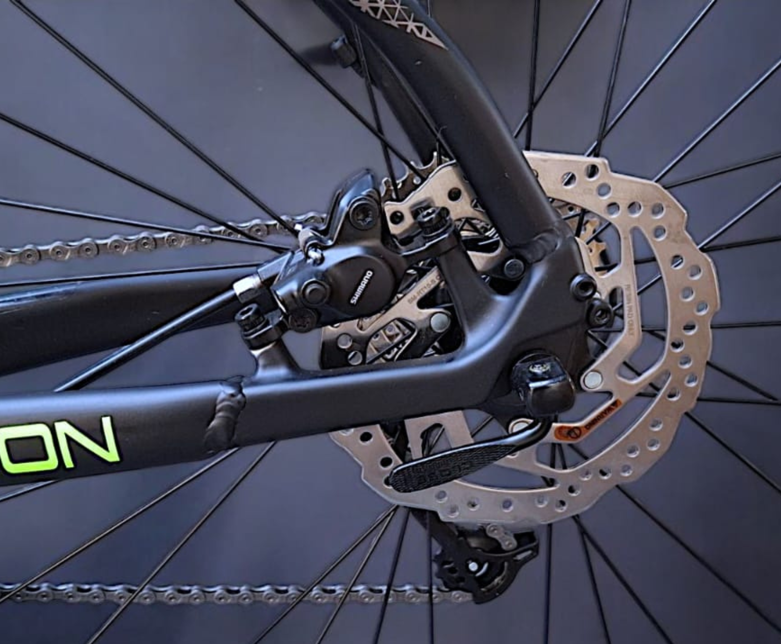 Bicicleta MTB 29" Aluminio Shimano 3x9 THOMPSON SUNNY